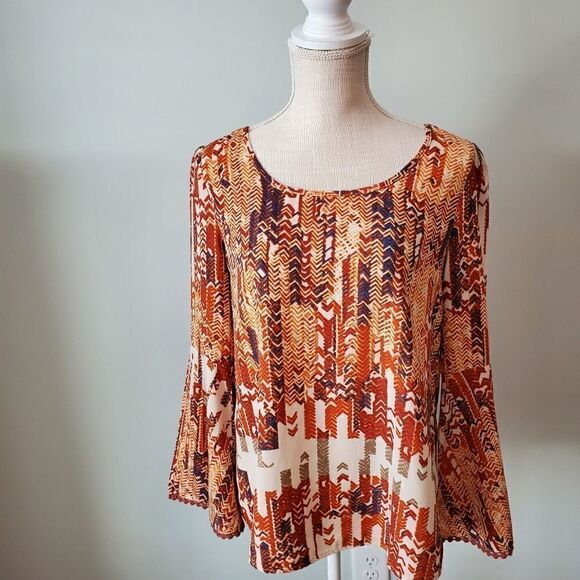 Pink Owl Women's Long Bell Sleeve Scoop Neck Keyhole Back Top Size Small - Picture 1 of 7